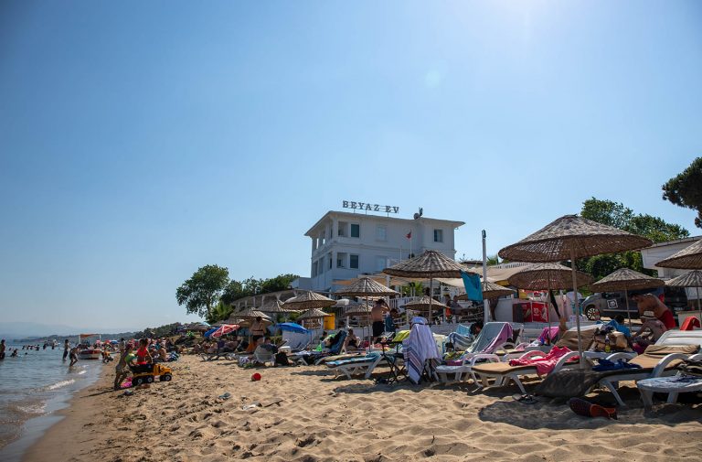 Beach Sinop Beyaz Ev Hotel Restaurant Beach